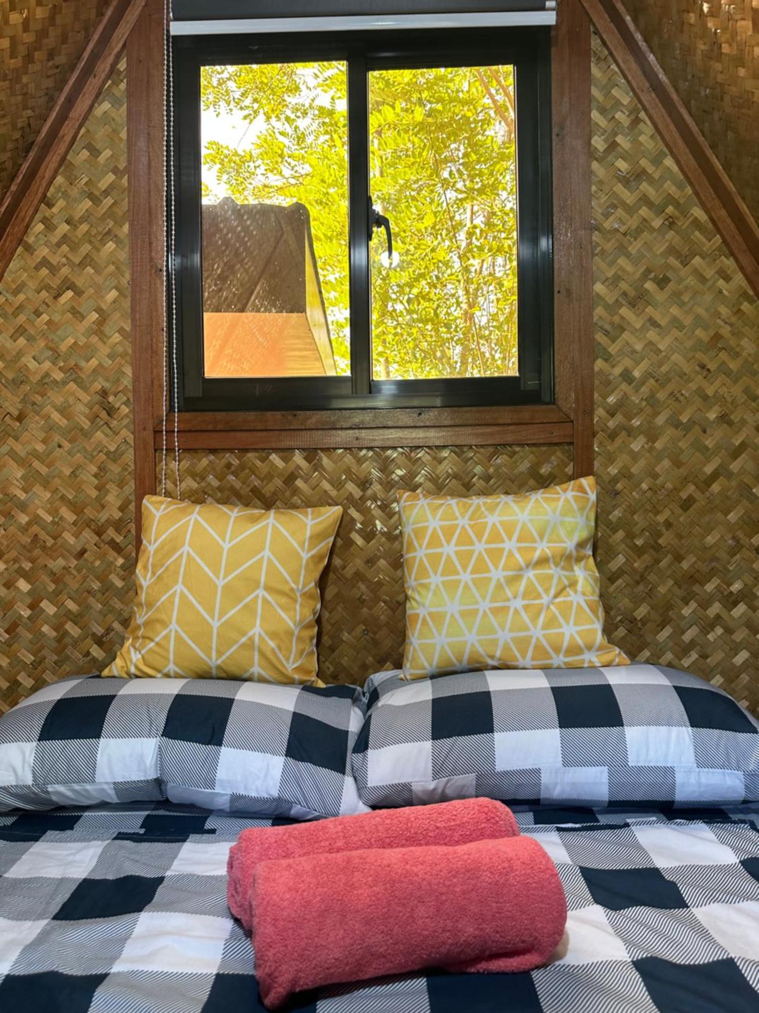 Готель Hiraya Camp Site - Free Use Of Scooter For Nipa Huts Ель-Нідо Екстер'єр фото